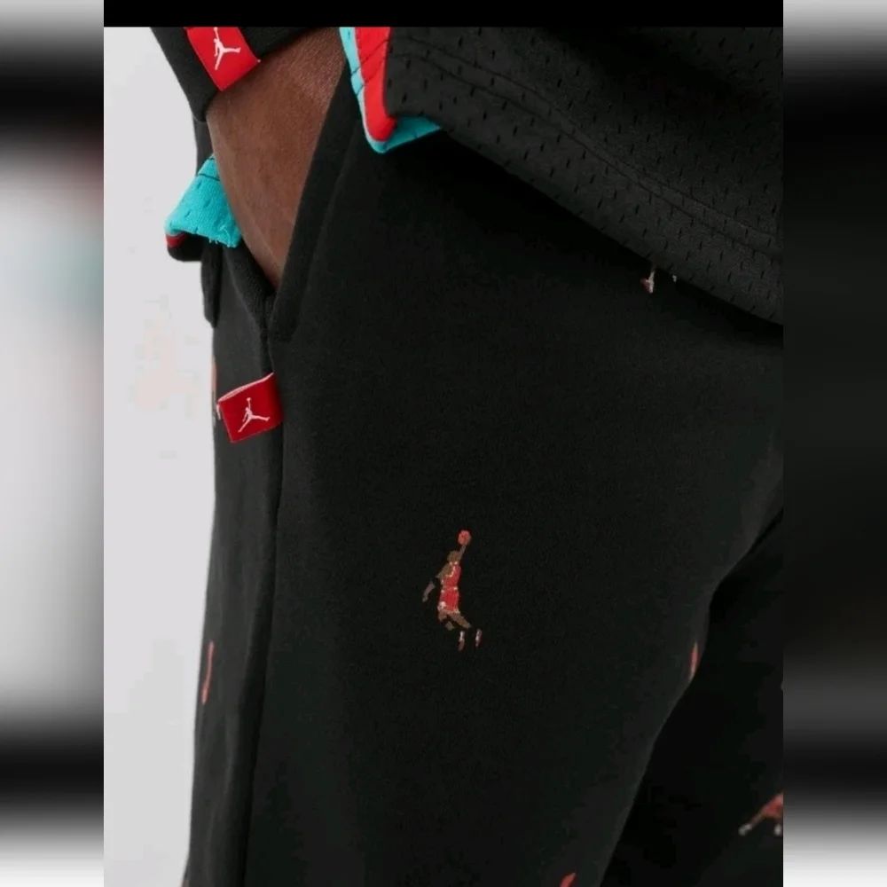 Nike Air Jordan Mens Black Essentials Printed Fleece Pants XL